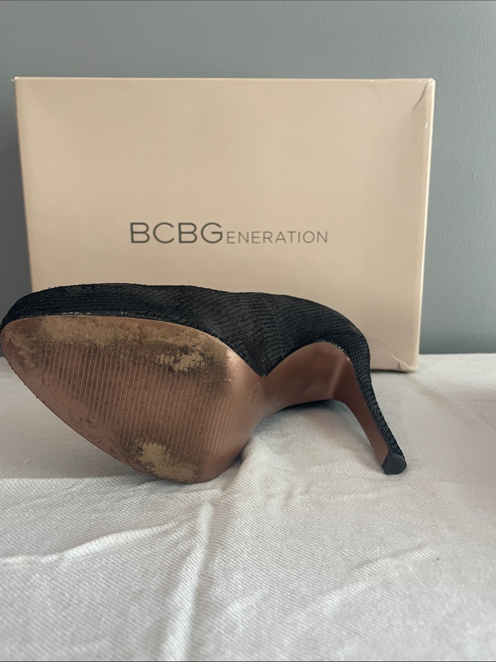 BCBG Black Textured Platform Stiletto Pumps - Picture 5 of 8